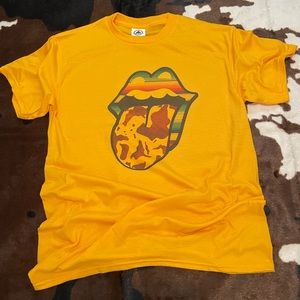 Yellow Gold “Cow Mouth” Tee!